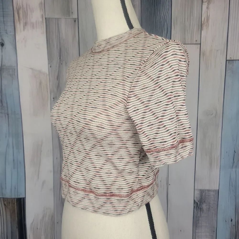 Free People Geometric Short Sleeve Mock Neck Crop Top Tan Red size Medium - Picture 2 of 7